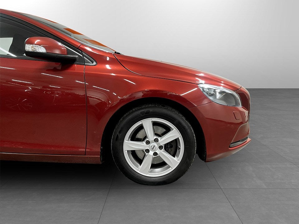 Bild på Volvo V40 Kinetic T2 122hk - DRAG, BACKSENSORER