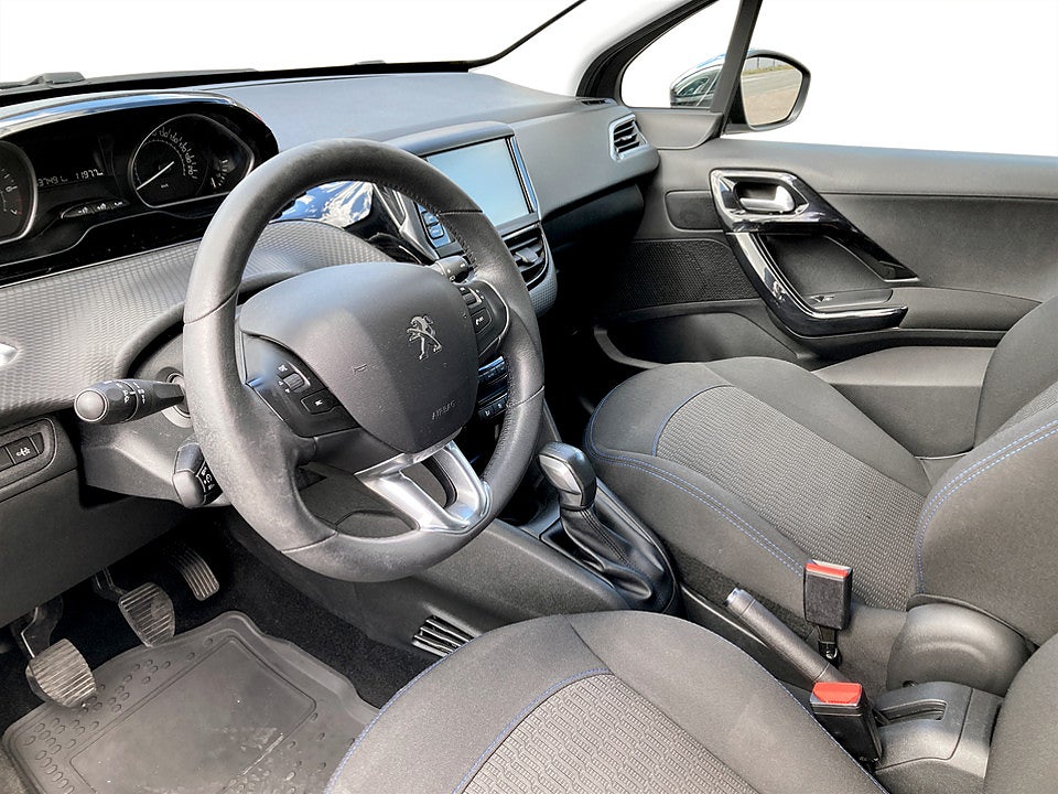 Bild på Peugeot 208 5D Style 1.2 PT 82hk BACKSENSORER