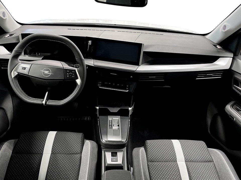 Bild på Opel Frontera GS Hybrid 136hk Aut - OMGÅENDE LEVERANS!