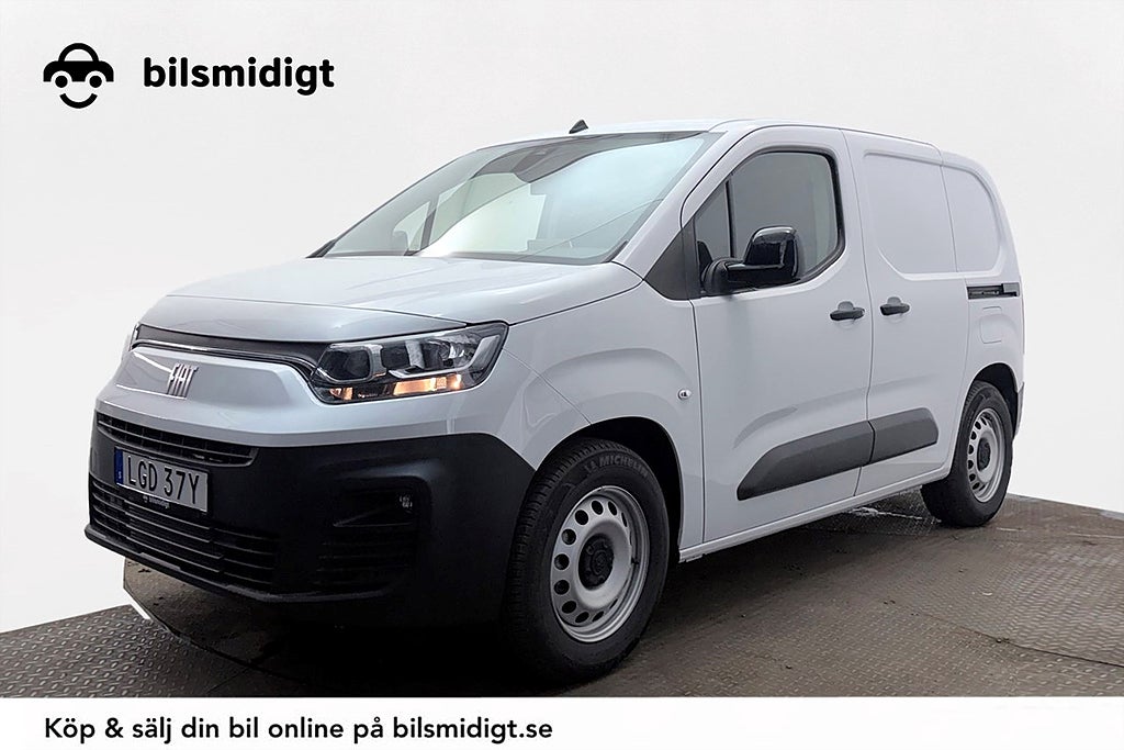 Fiat doblò-e E-Doblò Skåp 50 kWh CCS Navi Kamera CarPlay 3sits 136hk