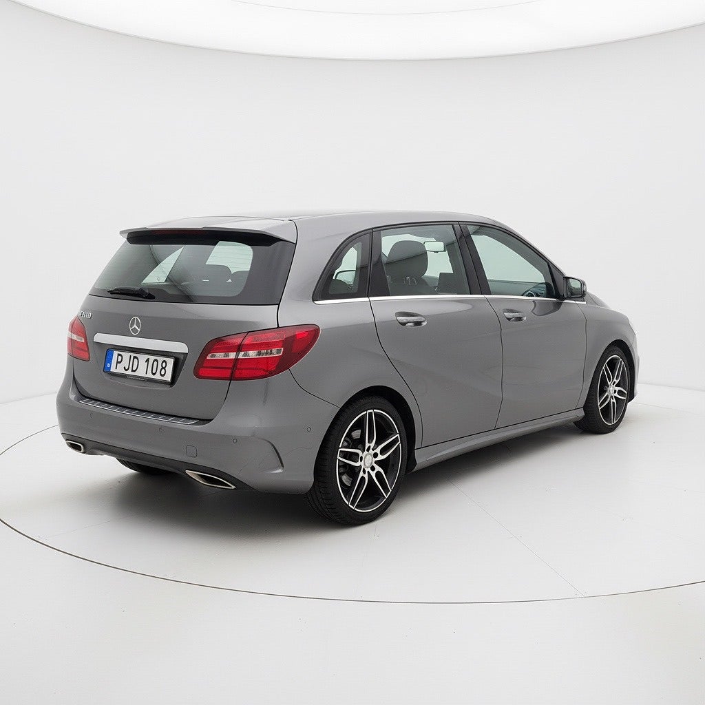 Mercedes-Benz B 180 d 7G-DCT, AMG sport, Panorama Automat