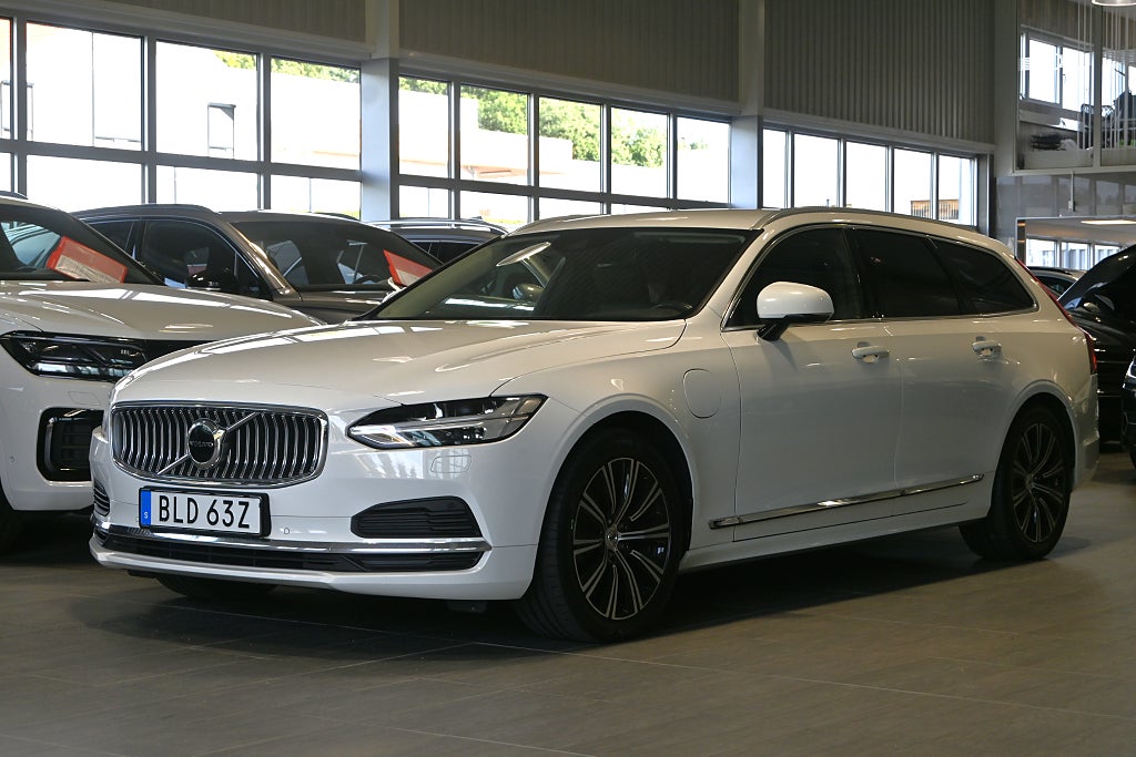 Volvo V90 Recharge T6 AWD 341hk Inscription Exp. H/K Drag Navi