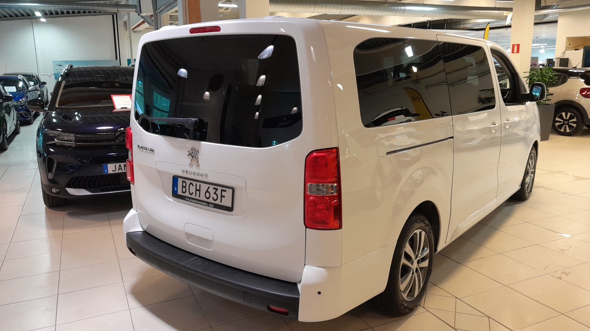 Peugeot Traveller 2020, bild 6/41