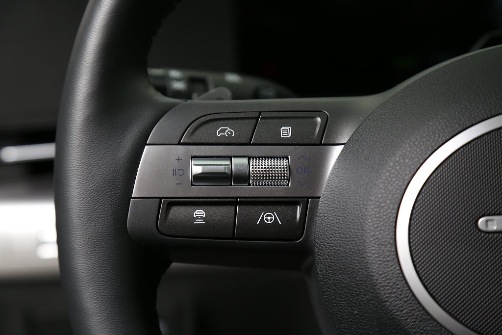 Hyundai Kona Electric 65,4kWh 512km Räckvidd Essential fd demo| Moms