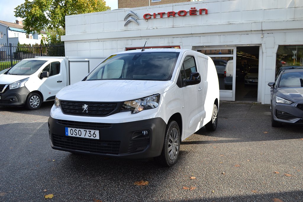 Peugeot Partner PRO PLUS L2 1.5 EAT 130hk Värmare+drag 