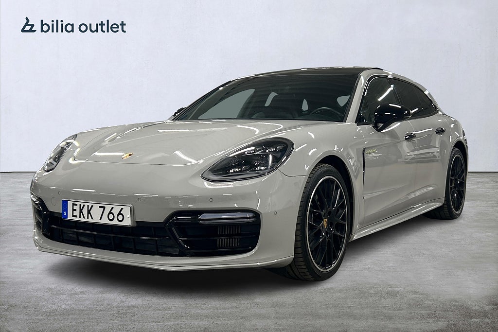 Porsche Panamera 4 E-Hybrid Sport Turismo PDK 462hk BOSE Pano B-kam Navi