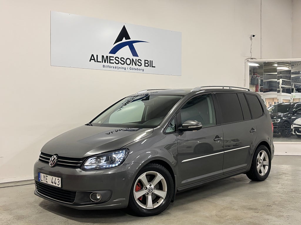 Volkswagen Touran  2.0 TDI DPF GT, Ny Besiktigat, Värmare, Navigation. 