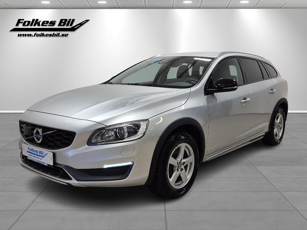 Volvo V60 Cross Country D4 AWD Geartronic Summum 190 hk