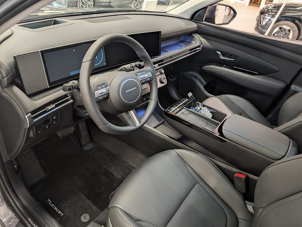 Hyundai Tucson Plug-In AWD *FÖRETAGSKAMPANJ* thumbnail