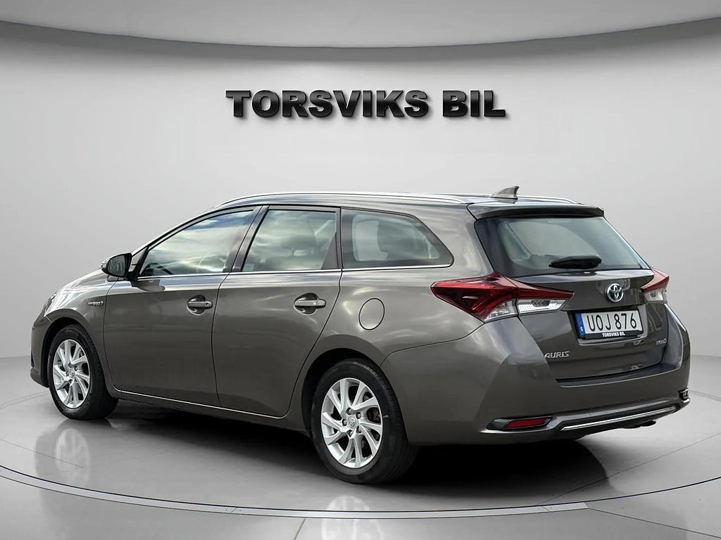 Toyota Auris Touring Sports Hybrid e-CVT Active  - miniatyr 4