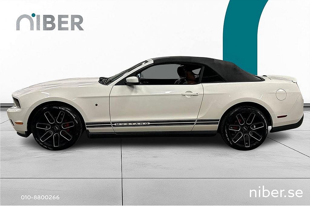 Ford Mustang 4.0 V6 Cabriolet välskött, fr 2,95%, 12mån garanti