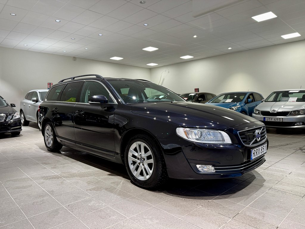 Volvo V70 D4 181hk/Momentum/Kamera/Adaptiv f-håll/Drag/1-äga