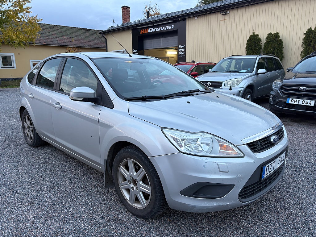 Ford Focus 5-dörrars 1.8 125hk M-Värmare /Nybesiktad
