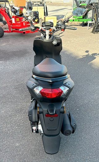 Moped/EU-Moped Peugeot Motocycles Streetzone 3 av 8