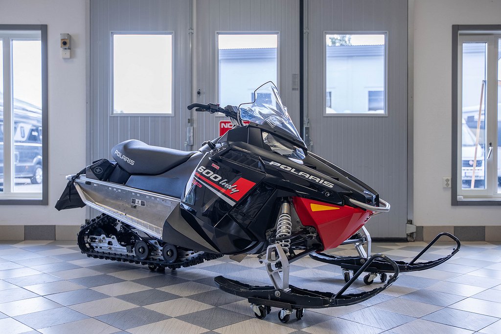 Polaris 600 Indy SP *mycket fin*