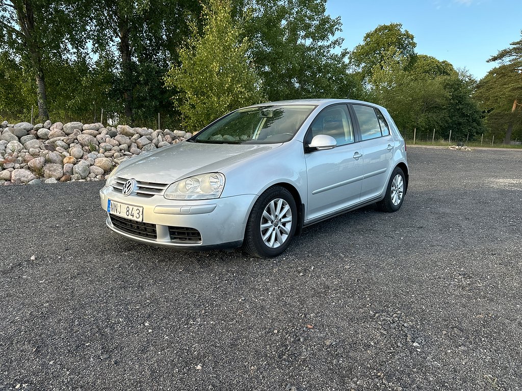 Volkswagen Golf 1.4 TSi Aut 5-dörr Design 1 Ägare Euro 4