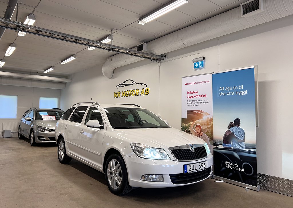 Skoda Octavia Kombi 1.6 TDI Dragkrok, PDC #3,95 RÄNTA#Euro 5