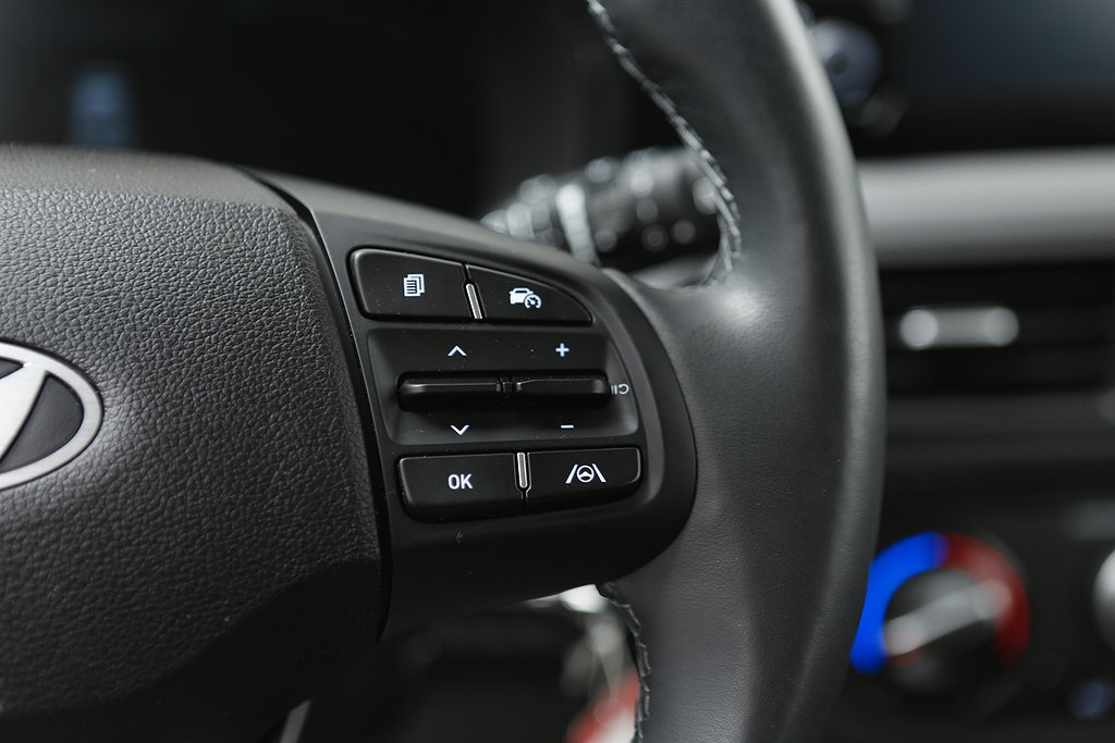 Hyundai i10 1,0 MPi 67hk AMT Essential Aut CarPlay Leasbar 2024