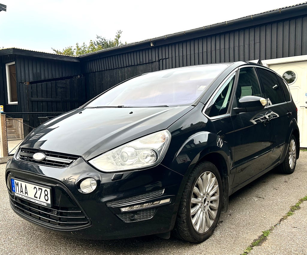 Ford S-Max 2.0 TDCi Automat,  Nybesiktad, panorama, läder