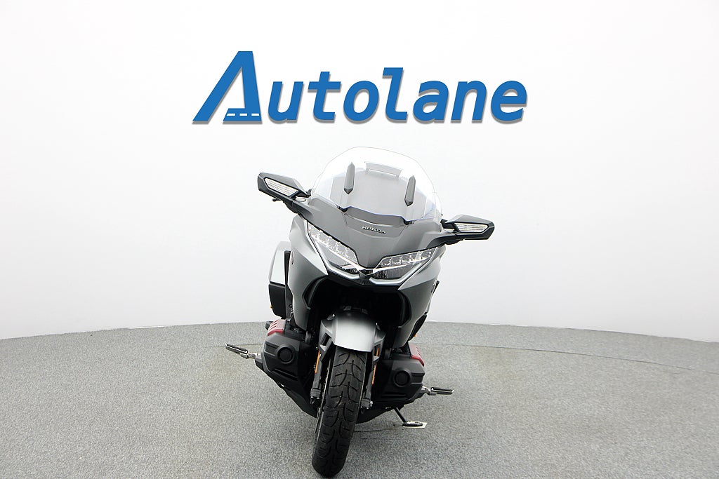 Honda Powersports GL1800BD "BAGGER" DCT* ABS OLIKA KÖRLÄGEN NYA DÄCK *