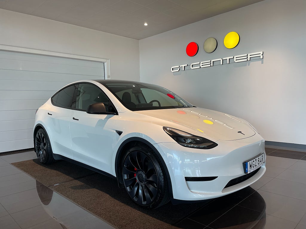 Tesla Model Y Performance AWD 534hk Drag Premium Momsbil/Leasebar