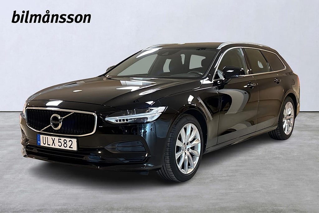 Volvo V90 T4 Momentum Edition