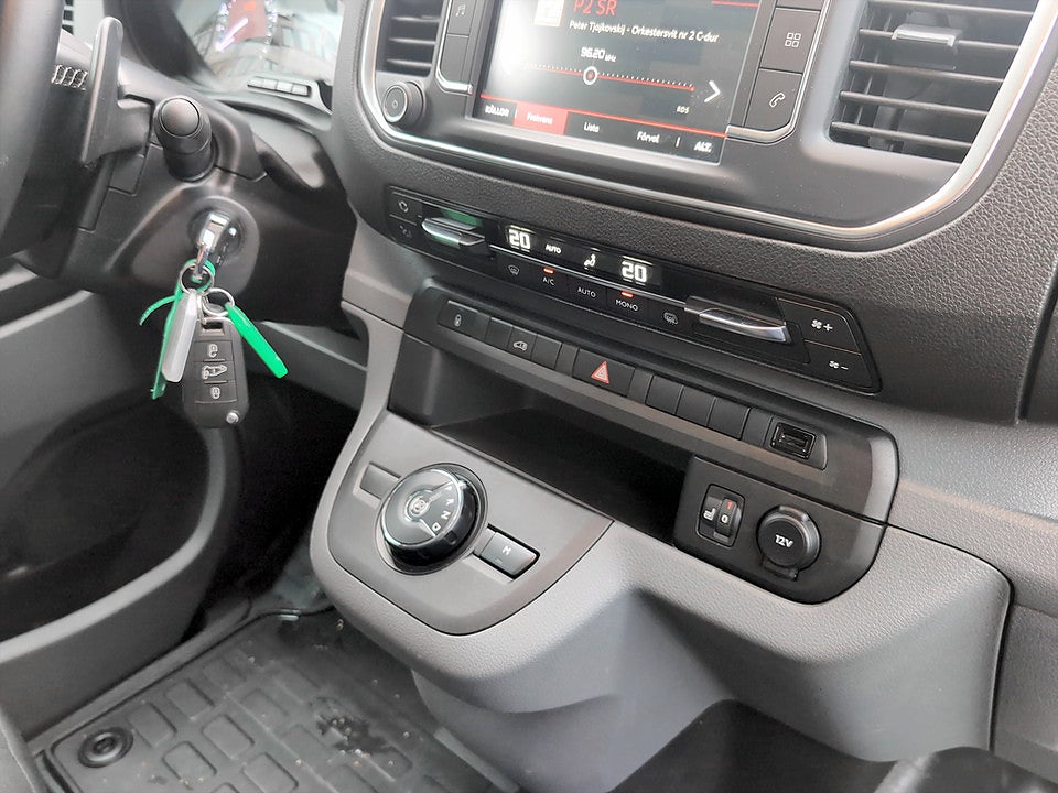 Bild på Citroen Jumpy Bus Pre 2.0 BlueHDi 145hk Aut L3 DRAG