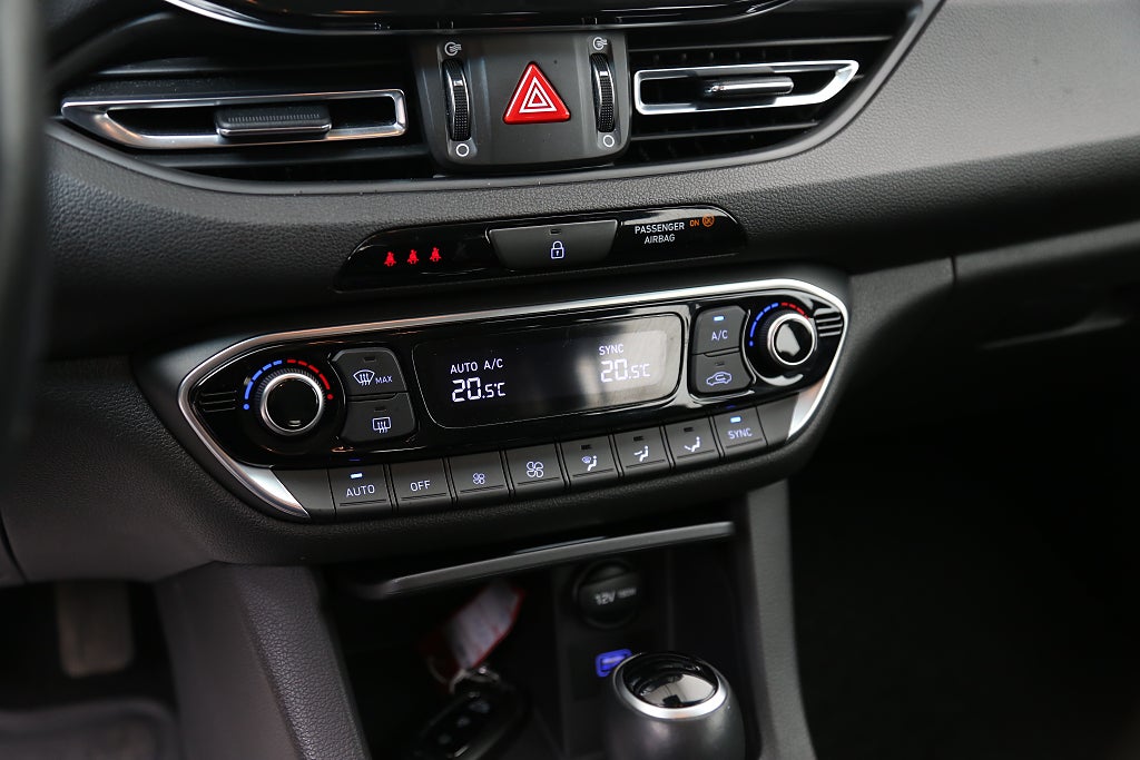 Hyundai i30 1,0 T-GDi 120hk 48V MHEV Essential Aut Kombi 2021