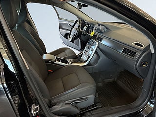 Volvo XC70 D4 AWD Geartronic Classic, MomentumVOC/Drag/Dvärm/Psens – bild 10