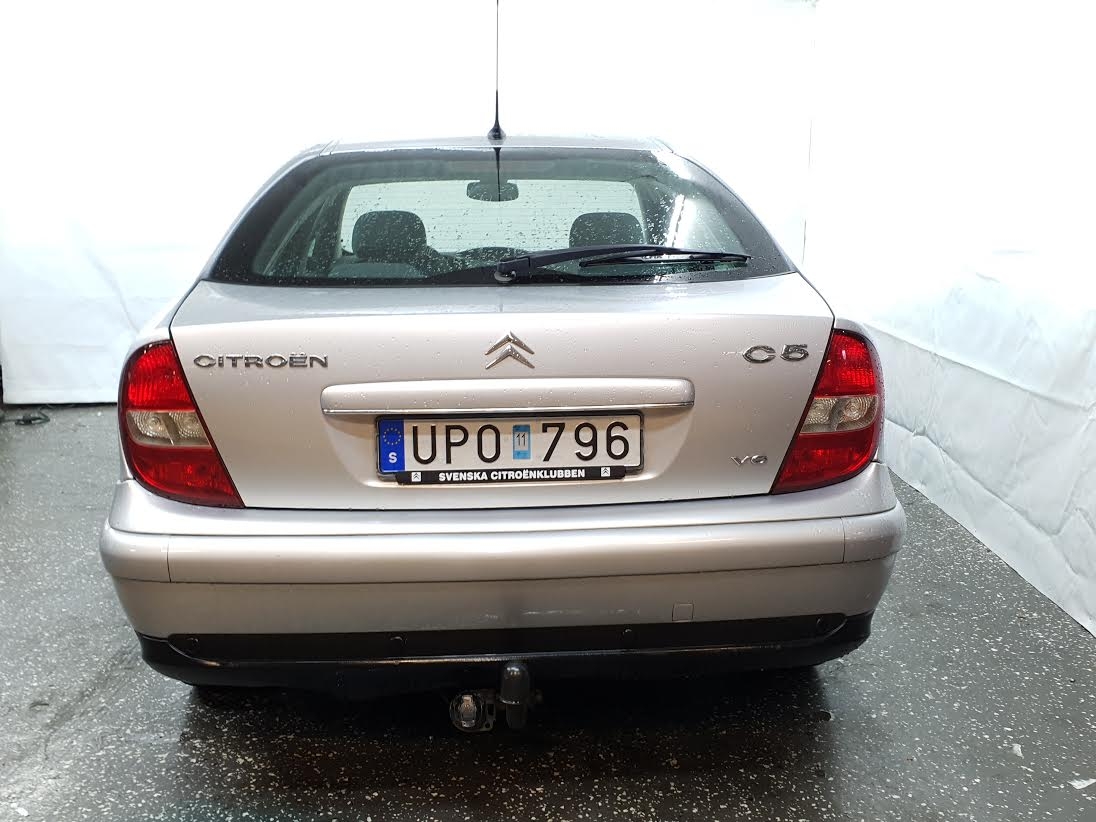 Citroen C5 3.0 V6 Automat 207hk 2004, bild 3/33