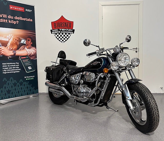 Suzuki VZ 800 Marauder 