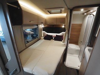 Husbil-integrerad Knaus Van i 550 MF 11 av 16