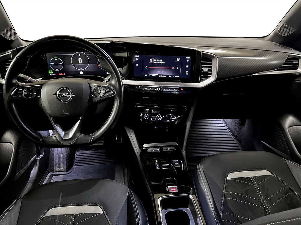 Bild på Opel Mokka-e Ultimate 50 kWh Aut B-KAMERA CARPLAY 136hk 