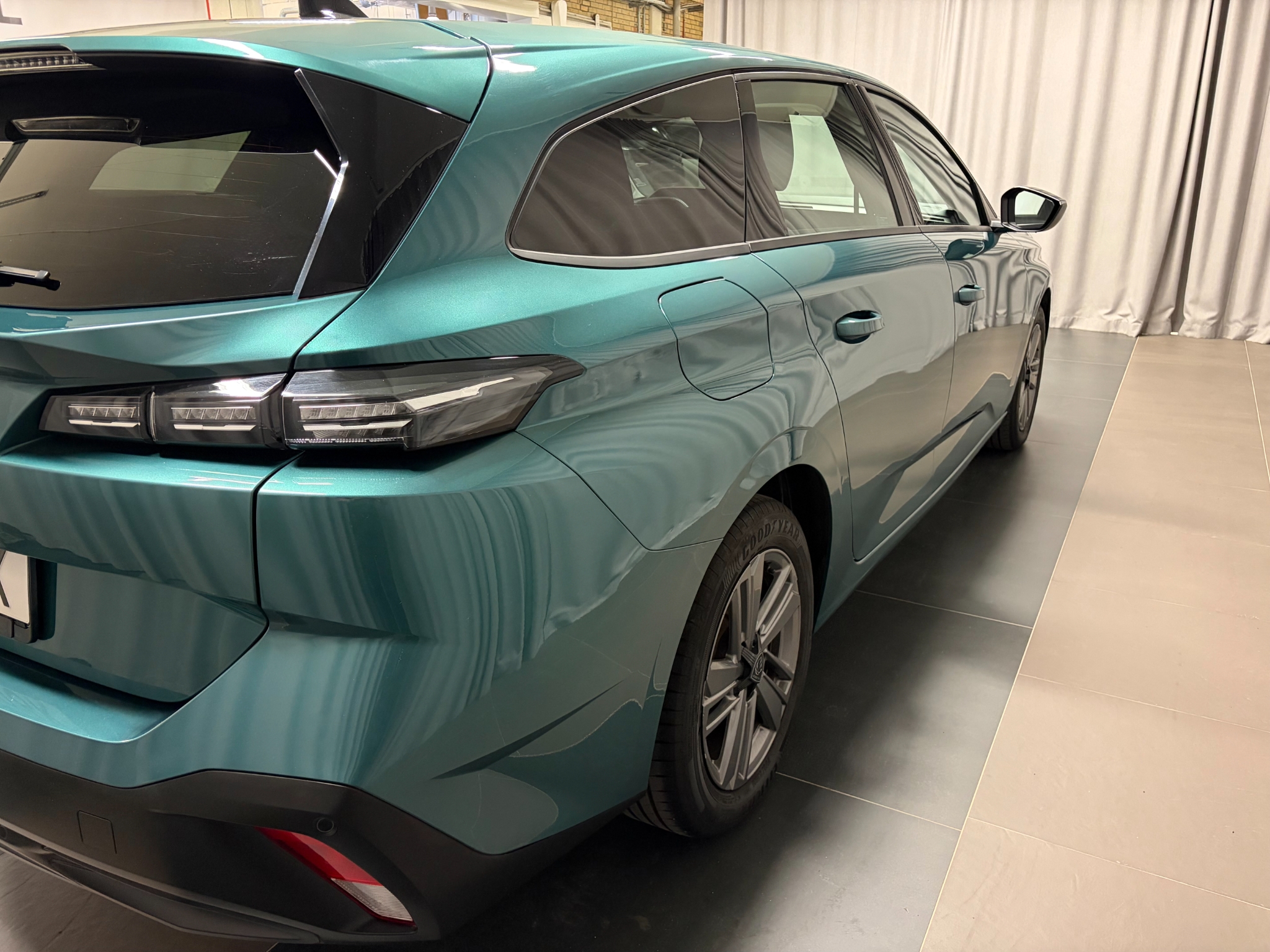Peugeot 308 2022, photo 4/44