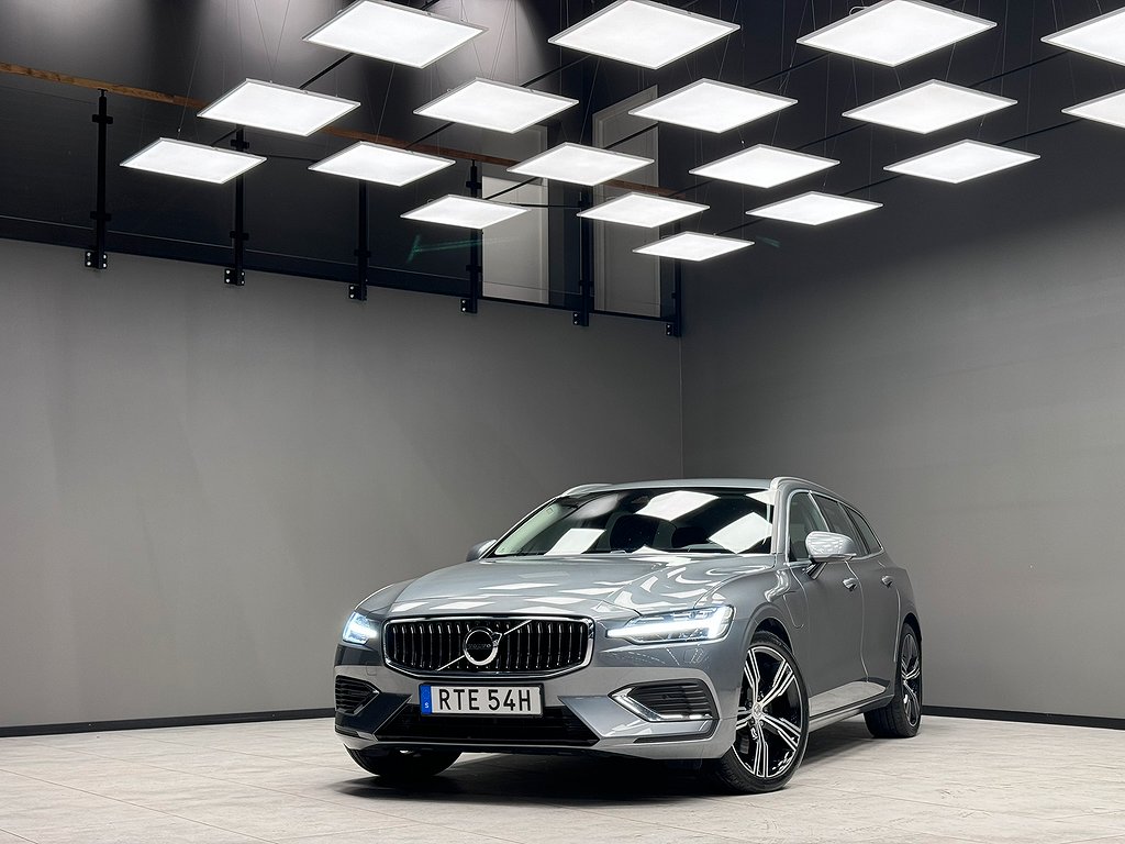 Volvo V60 Recharge T6 AWD Inscription/VOC/Drag/Läder/BLIS