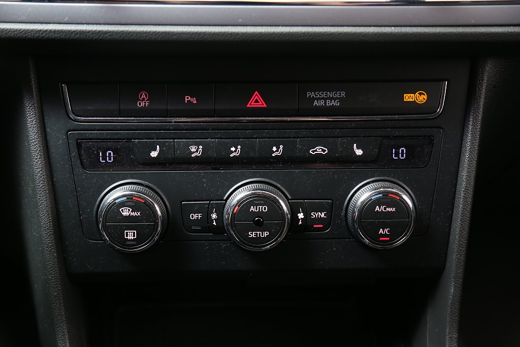 Seat Leon ST 1,6 TDI 115hk Style Kombi Motorv Dragkrok 2019