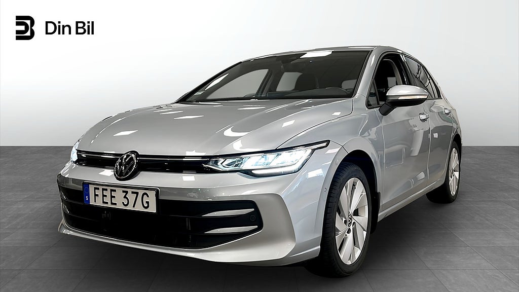 Volkswagen Golf 1.5 eTSI 150hk Edition Kamera/Keyless