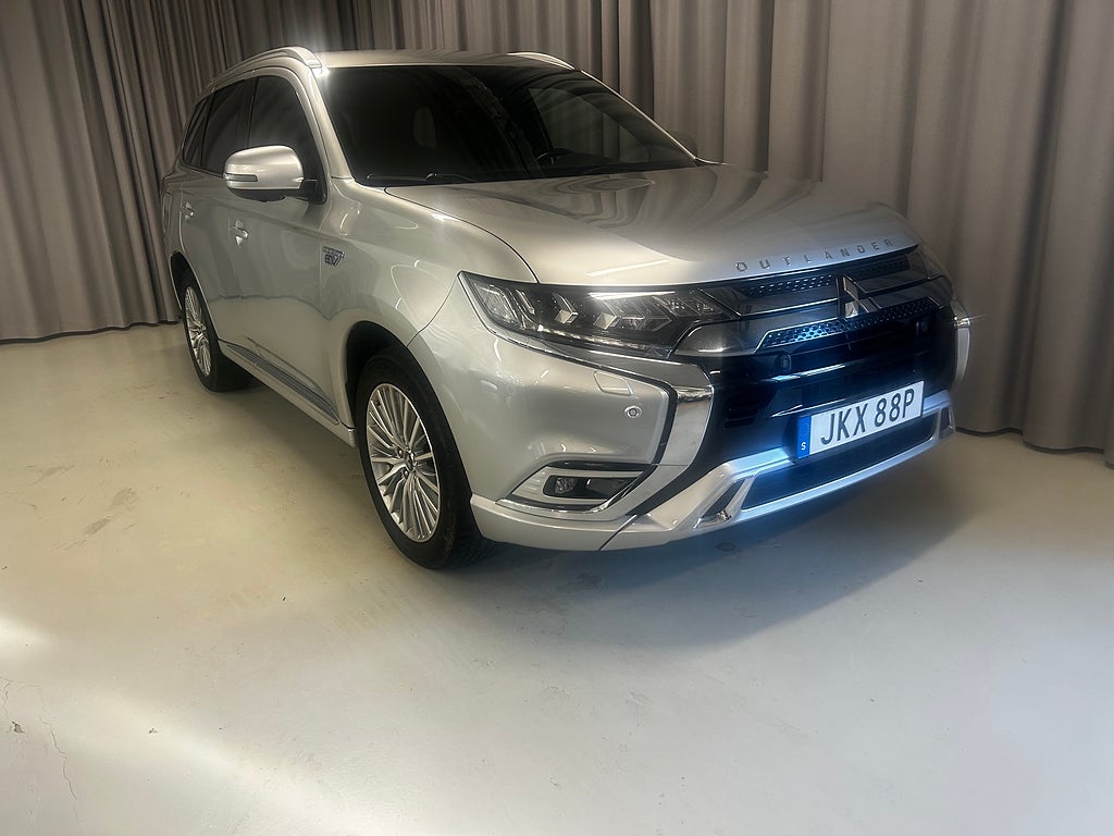 Mitsubishi Outlander PHEV | AUT | Business | AWD