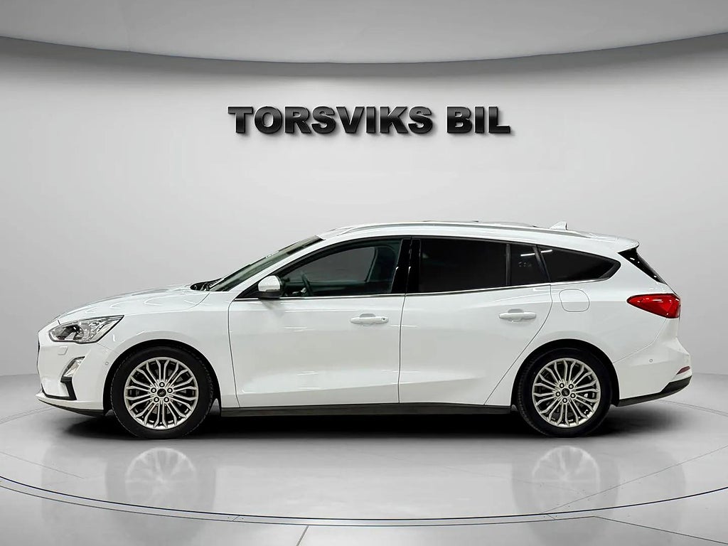 Ford Focus Kombi 1.5 Automat Titanium Vinterhjul  - miniatyr 3