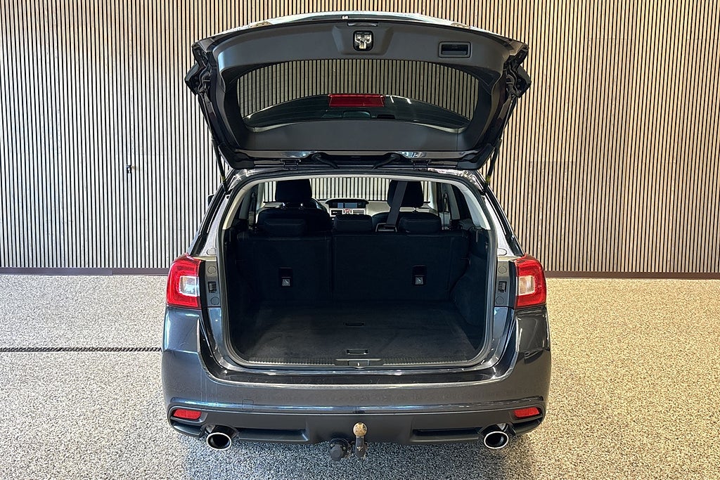 Subaru Levorg 1.6 4WD Lineartronic