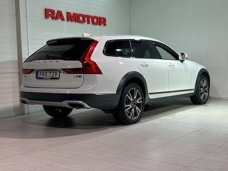 Kombi Volvo V90 Cross Country 4 av 28