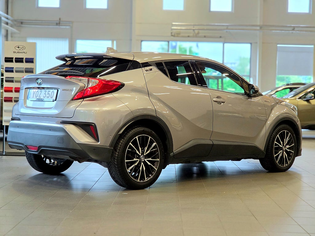 Toyota C-HR Hybrid CVT Executive 0kr insats, 1475kr-mån / B-kamera