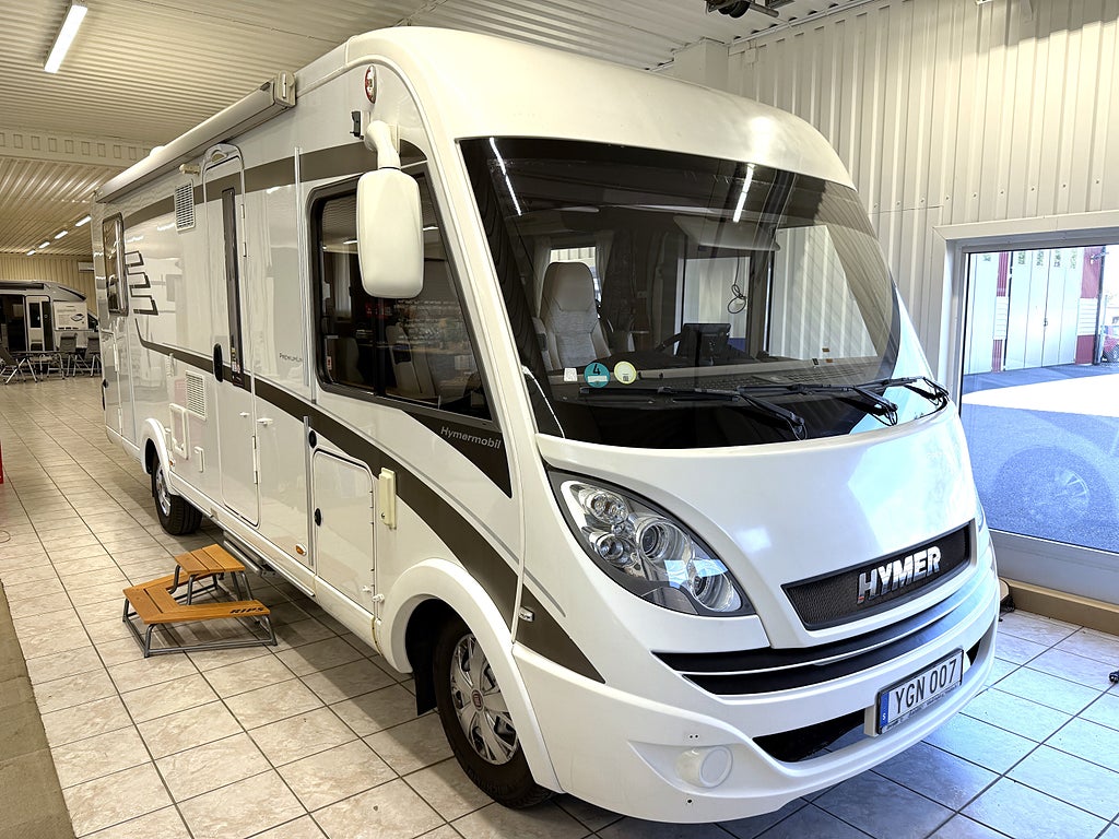 Hymer B 708 Premium Line Queenbädd
