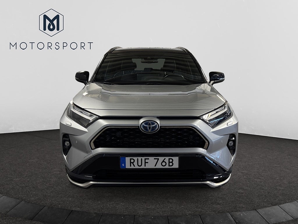 Toyota RAV4 Plug-in Aut AWD Style Dragkrok Värmare Adp-fart Kamera bild 10