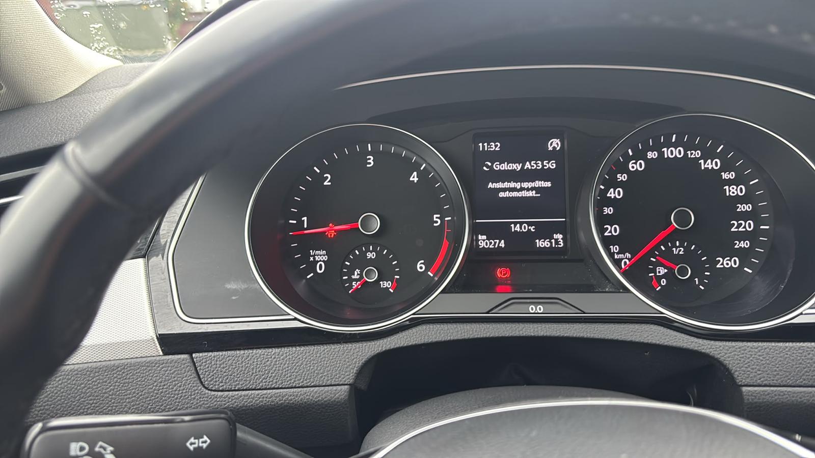 Volkswagen Passat 2019, bild 7/10