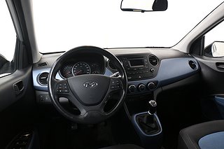 Halvkombi Hyundai i10 7 av 9