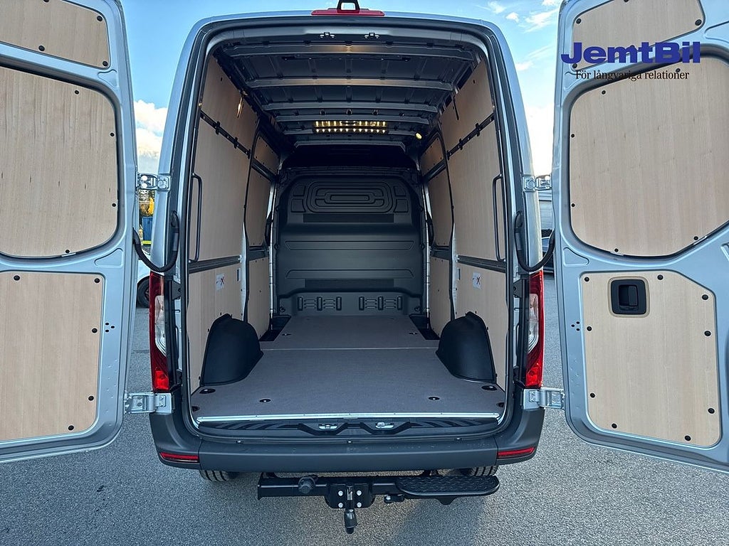 Mercedes-Benz Sprinter 2026 - miniatyr 7