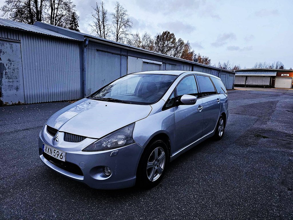 Mitsubishi Grandis 2.4 MIVEC Ny besiktat & Ny servad & Drag