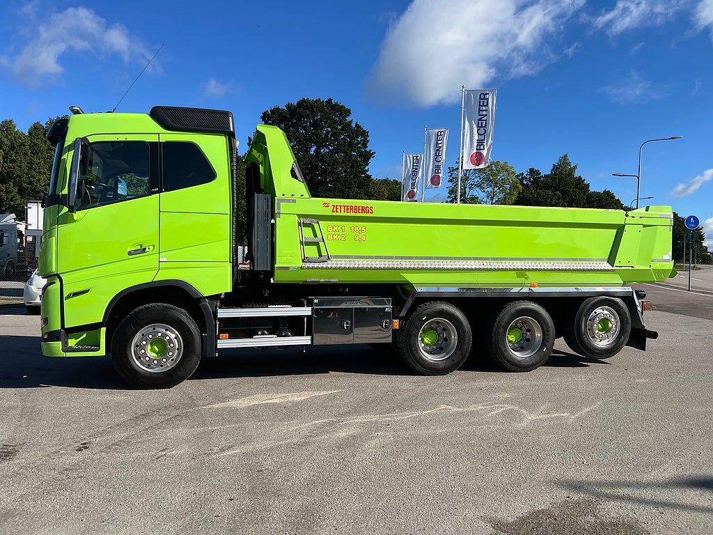 Volvo FH16 550 8x4*4 Tridem Tippbil I-See, Fullutrustad