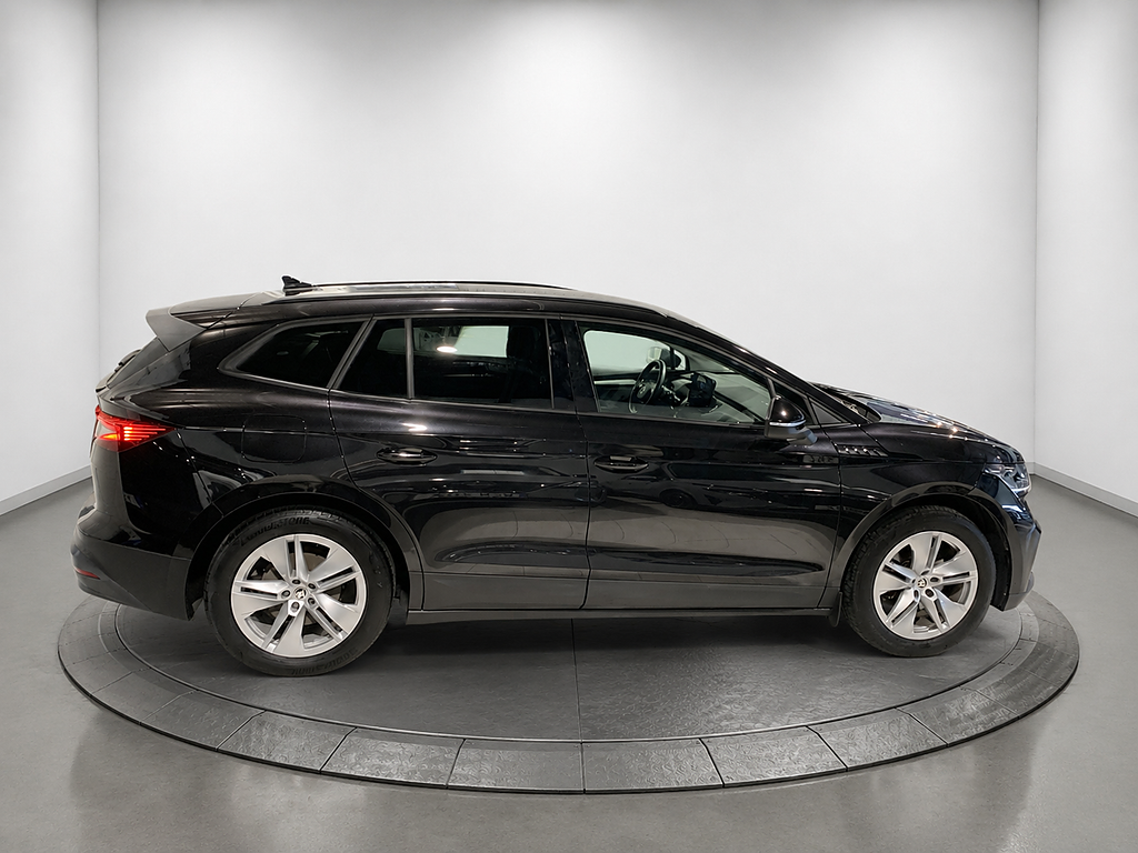 Skoda Enyaq Kamera | Navi | Förarassistans | 400km WLTP 2022
